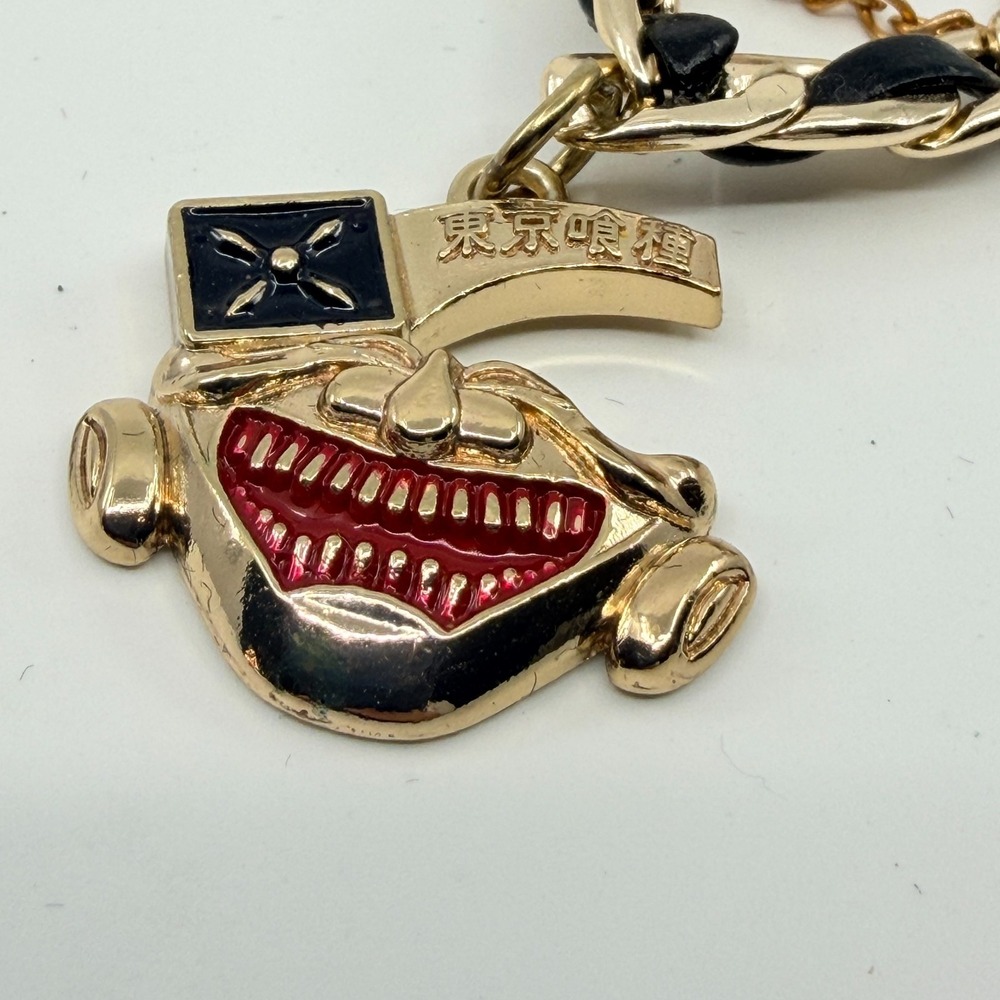 VTG Tokyo Ghoul Ken Kaneki Mask Charm Bracelet Gold Tone Curb Chain